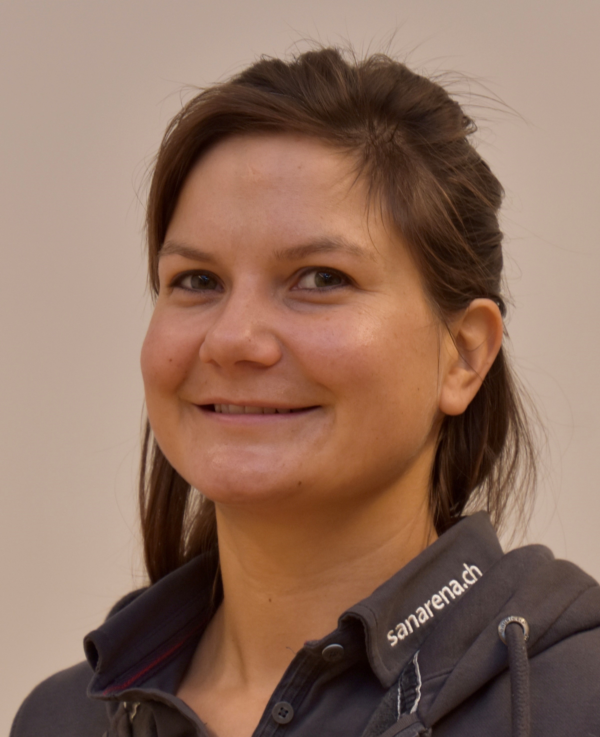 Lesley - Rettungssanitäterin HF